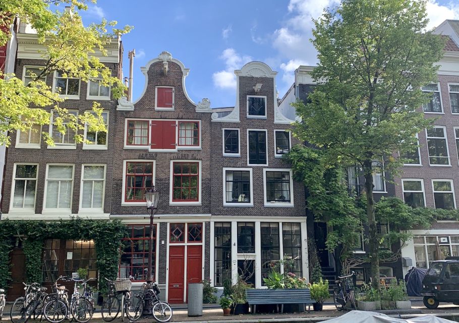 Amsterdam: Jordaan District Tour with a German guide - Why this Jordaan walk feels different than a standard sightseeing loop