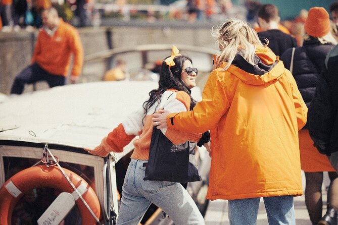 Amsterdam King’s Day Boat Party with Unlimited Drinks 2026 - The onboard vibe: music, 18+ fun, and a party rhythm you don’t have to manage