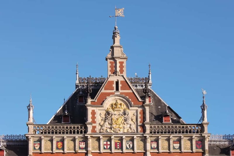 Amsterdam: Layover Flight Private Guided Tour (3h or 5h) - Walking, Trams, and Cobblestones: How You Keep Moving