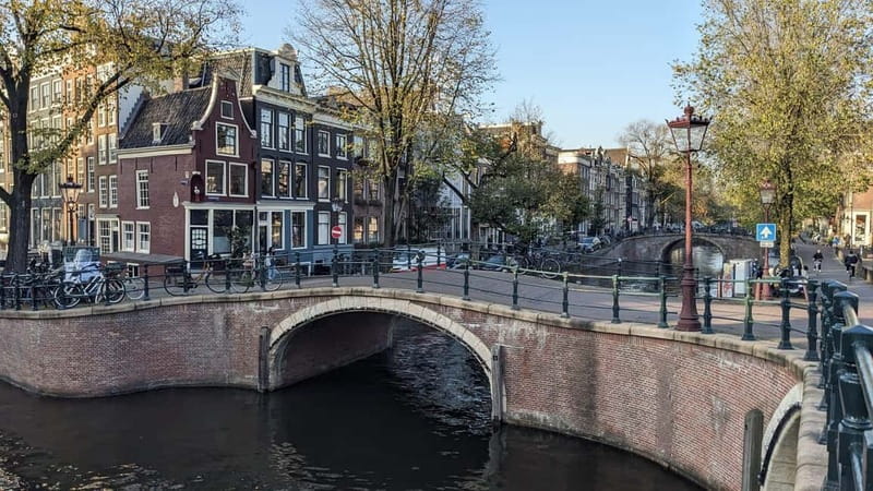 Amsterdam: Layover Flight Private Guided Tour (3h or 5h) - Meeting at Schiphol or Centraal: Your Best Starting Point