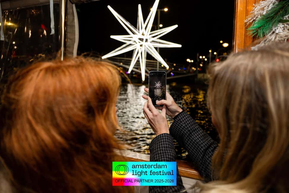 Amsterdam: Light Festival Heated Cruise with Drinks Option - Price value: why $31 can work when comfort is the product