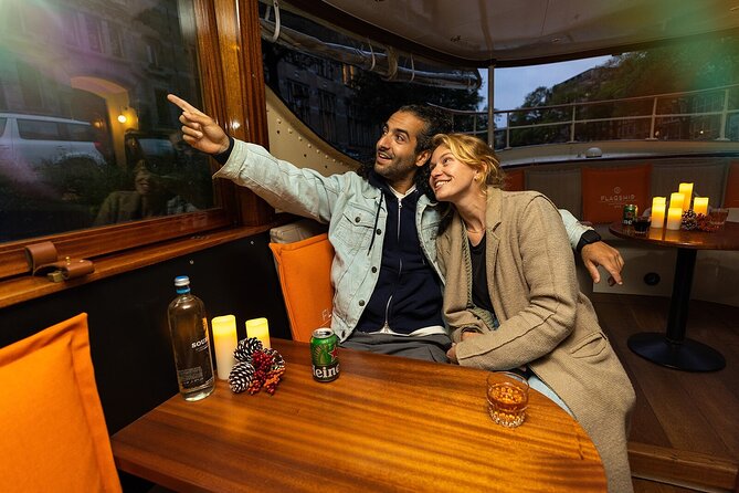 Amsterdam Light Festival: Heated Cruise with Hot Drinks & Bite - Live narration from the skipper and guide