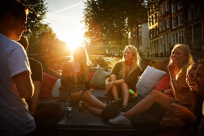 Amsterdam Light Festival: Saloon Boat Cruise + Hot Drinks & Bite - Seating, Crowd Levels, and Visibility: The Stuff That Changes Everything