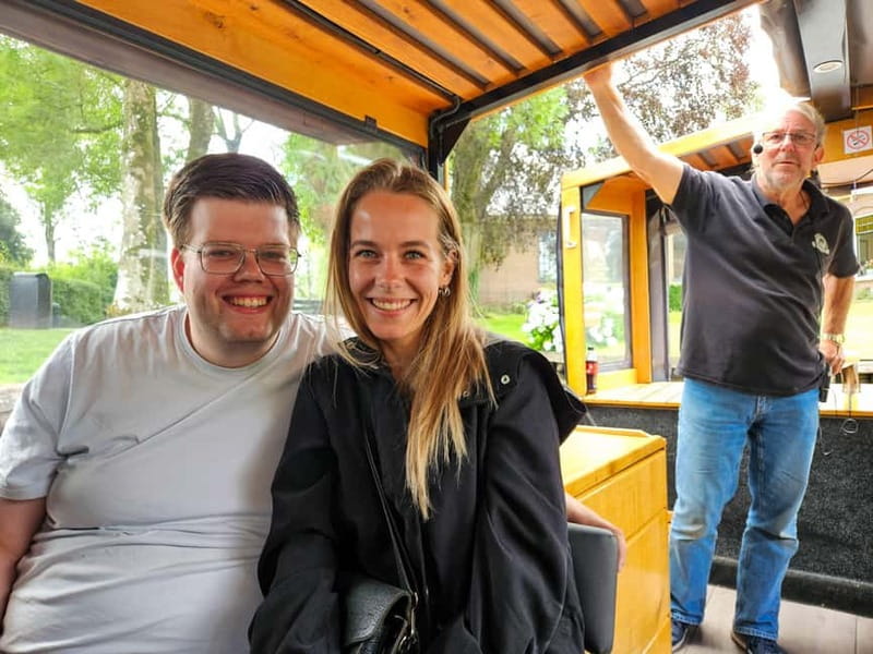 Amsterdam: Live GuideD Giethoorn Boat Tour & Cheese Platter - What’s included in the price—and where $76 makes sense