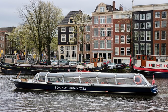 Amsterdam Live Guided Sightseeing Canal Cruise - Museums Along the Water: Bags, Cats, Canals, Pipes, and Houseboats