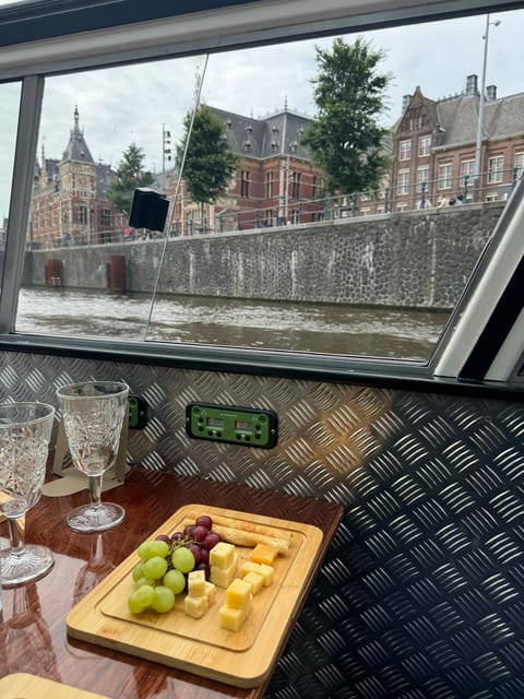 Amsterdam: Luxury Cheese & Wine Canal Cruise - Price and Value: Why $44 Can Make Sense Here