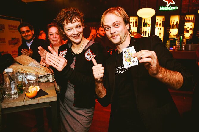 Amsterdam Magic Show: Things That Make You Go Huh - Close-Up Magic at Your Seat: The 30-Minute Warm-Up That Sets the Tone