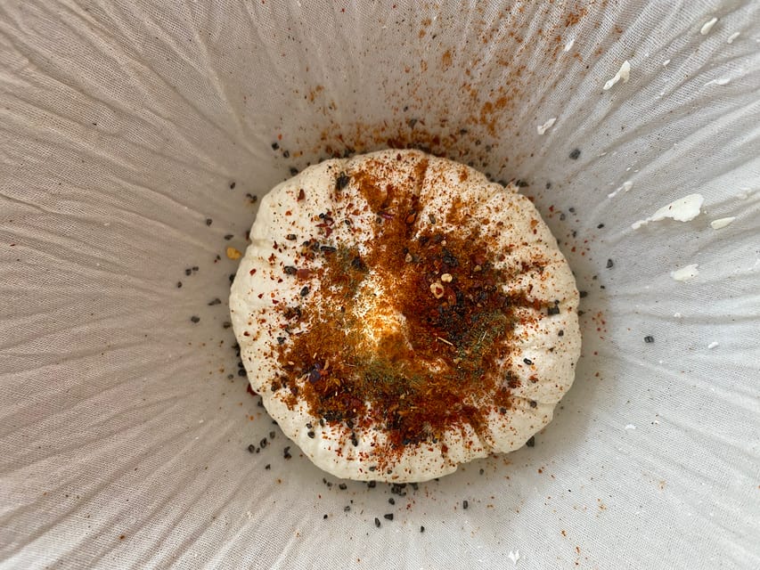 Amsterdam: Make your cheese next to De Hallen - The rennet-coagulated cheese: the method behind aged cheese