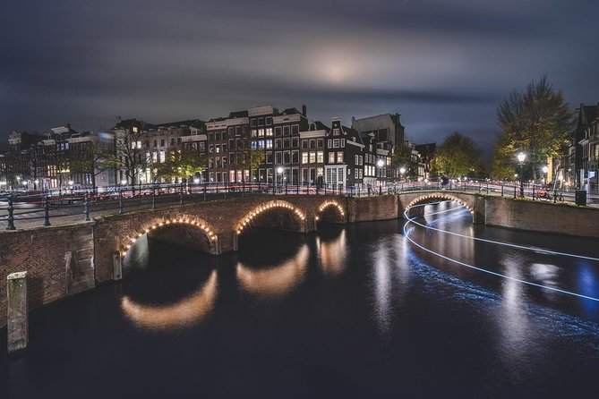 Amsterdam Night Photography Workshop with a Professional - Timing, Group Size, and What 90 Minutes Buys You
