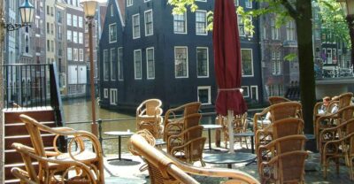 Amsterdam Old City Private Walking Tour - Meeting at Amsterdam Central Station (and keeping bags out of the way)