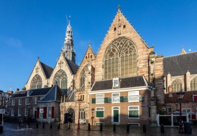 Amsterdam: Oude Kerk Entry Ticket - Rotating Contemporary Art Inside an Old Stone Church