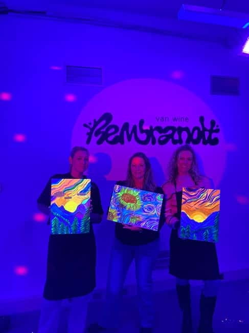 Amsterdam: Paint and Sip in the Dark at Rembrandt van Wine - Small Group Size: The Biggest Hidden Value