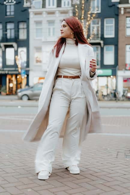 Amsterdam: Particular Photo Session - Practical Tips: Luggage, Comfort, and Getting the Shot