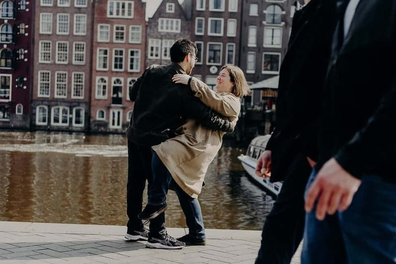 Amsterdam: Particular Photo Session - Picking Your Starting Point: Centrum, Centrale Markt, Schiphol, Zuid