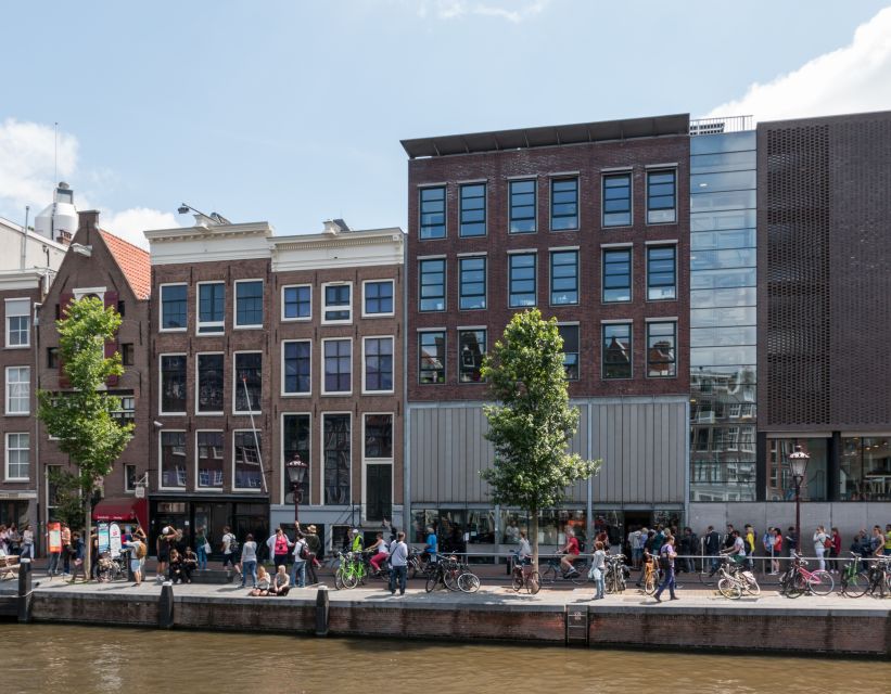 Amsterdam: Private Anne Frank and Jewish Quarter Tour - Nieuwmarkt and Lastage: Amsterdam’s Jewish Quarter in living streets