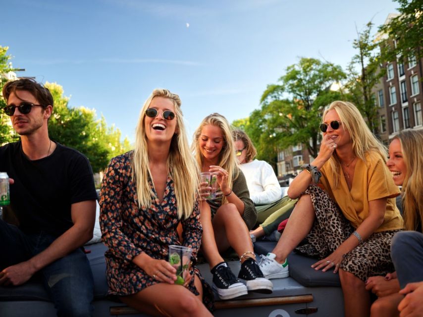 Amsterdam: Private BBQ Cruise with Personal Chef & Drinks - Meeting Point and Getting On Fast (So You Don’t Waste Boat Time)