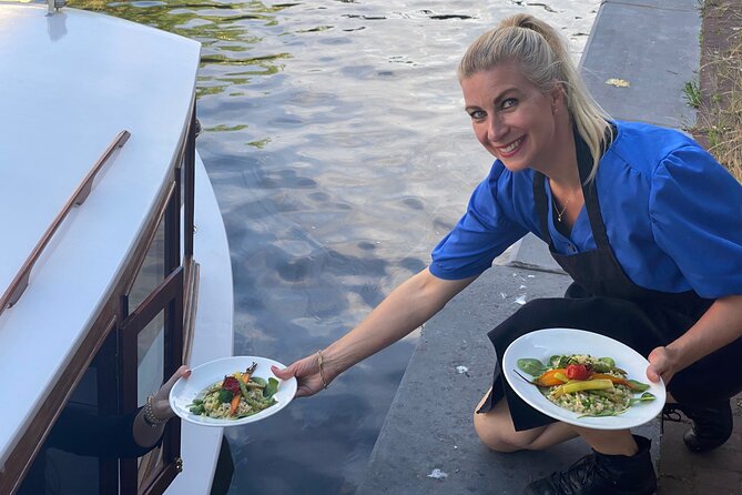 Amsterdam Private Dinner Cruise incl Drinks & 2-course Dinner 2hr - The Dinner: What You Can Expect From the 2-Course Meal