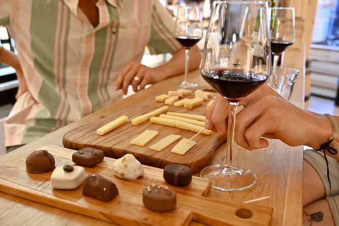 Amsterdam Private Food & Drinks Tour by UNESCO Canals & Jordaan - Why This Private Canal-and-Jordaan Tour Feels Different