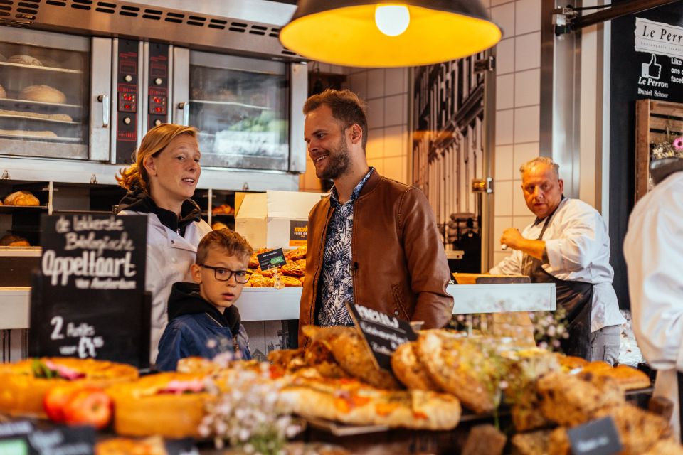 Amsterdam: Private Food Tour with a Local - The Big Value Play: 10 Tastings in One Focused Route