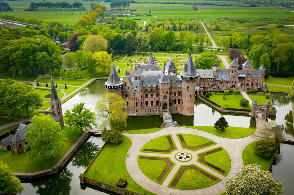 Amsterdam: Private green tour !!! Windmills, castle - Zaanse Schans Windmills and Wooden Houses: Craft, Shops, and Photo Timing