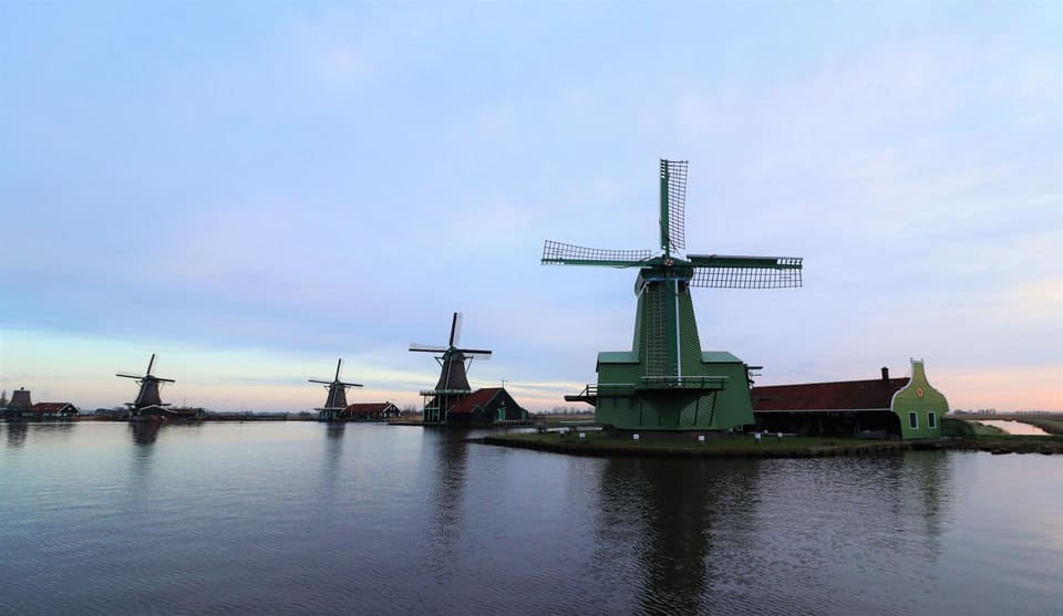 Amsterdam: Private green tour !!! Windmills, castle - Who This Private Green Tour Fits Best