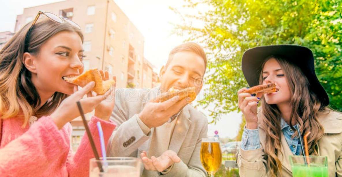 Amsterdam: Private Luxury Cruise with Pizza and Drinks - Key things to know before you go