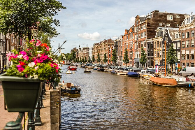 Amsterdam Private & Personalized Full-Day Tour with a Local Guide - The calm green quarter: slower walks and subtle discoveries
