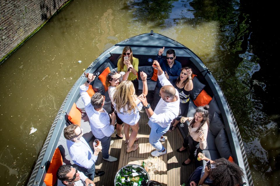 Amsterdam: Private Prosecco Canal Cruise Tour - The 90 minutes you’ll spend: what you’ll actually see