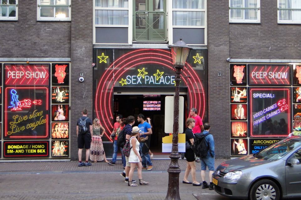 Amsterdam: Private Red Light District and Food Tour - Amsterdam Flower Market: a quick mood shift before you finish