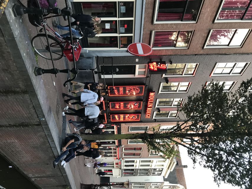 Amsterdam: Private Red Light District and Food Tour - The included tastings: kroket, cheese, and stroopwafel