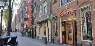 Amsterdam: Private Red Light District Tour in Spanish - Starting point at Barbizon Palace Hotel NH collection: why it matters