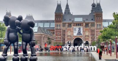 Amsterdam Private Welcome Tour with a Local Guide - Neighborhood orientation: where to eat, shop, and slow down