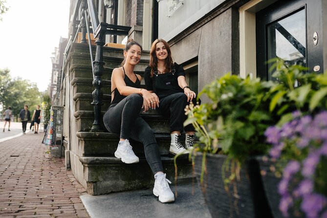Amsterdam: Professional Photoshoot at the Canals - Brouwersgracht: where the canal photos feel most “Amsterdam”