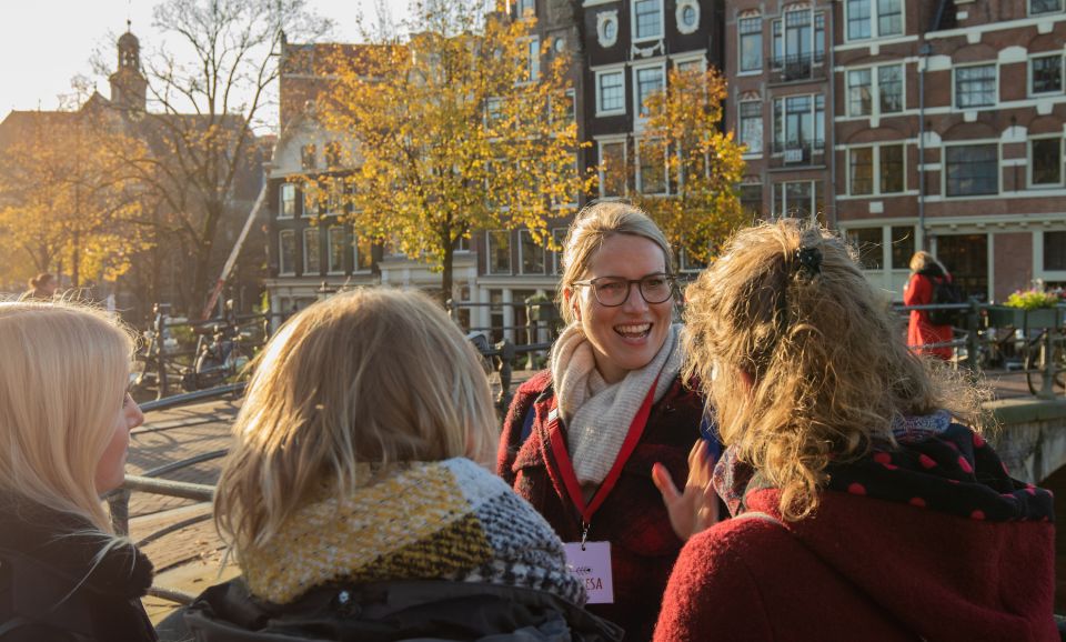 Amsterdam: Red Light District & City Tour German or English - What the 2-hour timing feels like in real life