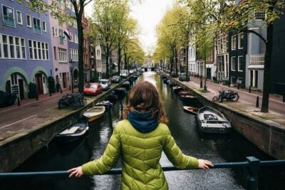 Amsterdam Red Light District Treasure: Self-Guided Tour & Quest - Where It Starts and Finishes: Central Station to Ons’ Lieve Heer op Solder