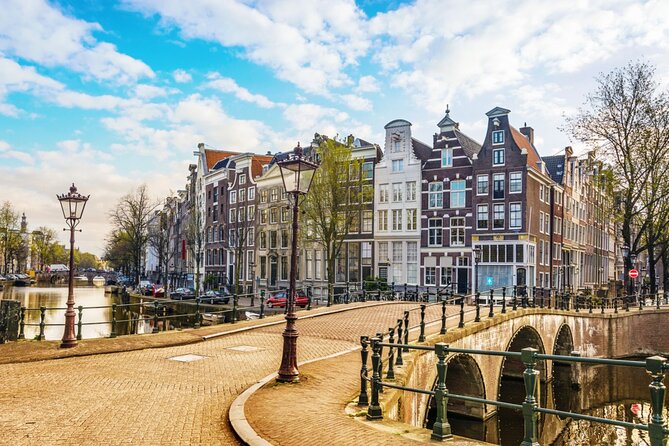 Amsterdam Red Light District Treasure: Self-Guided Tour & Quest - Stop 3: Weeping Tower (Schreierstoren) and the Story of Departures