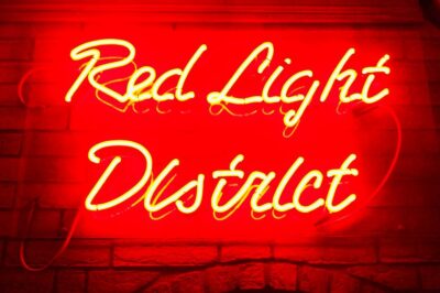 Amsterdam: Red Light District walking tour - Meeting the Guide and What You’ll Do for Those Two Hours
