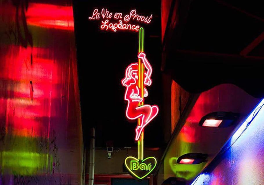Amsterdam: Red Light Tour Exclusive + Peep Show - Price and logistics: is $61 a good deal for this experience?