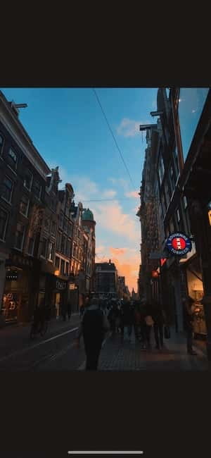 Amsterdam: Red light tour in German/English for groups of 4 people or more - Quick Practical Tips Before You Go