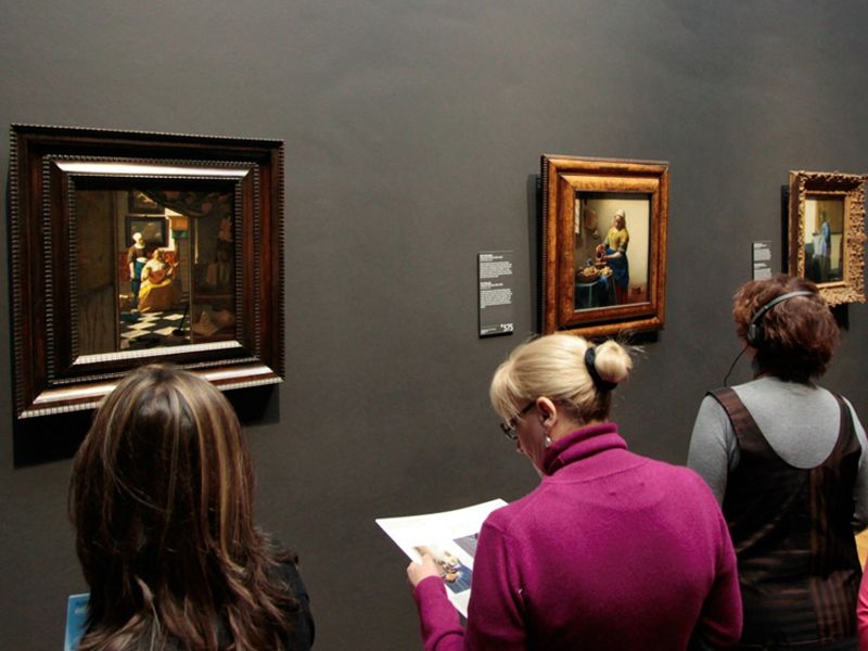 Amsterdam: Rijksmuseum Masterpieces Guided Small Group Tour - Meeting point and entry flow: less stress, fewer moving parts