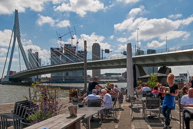 Amsterdam: Rotterdam, Delft and The Hague Private Tour - Getting on board: De Ruijterkade at 9:00 and the small-group rhythm