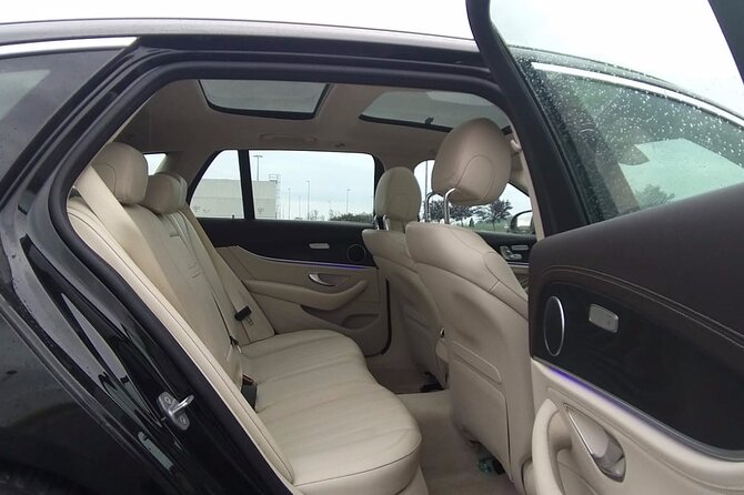 Amsterdam Schiphol Airport (AMS) to Amsterdam - Arrival Private Transfer - Price and Value: What $81.03 Buys You in Real Life