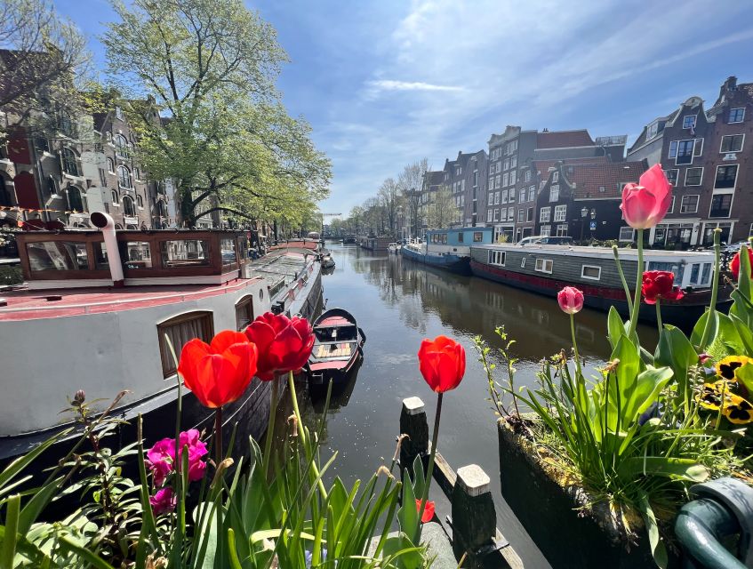 Amsterdam: Self-Guided Food Tour in De Jordaan Neighbourhood - Sweet and Savory Middle Stops: Ice Cream, Sausage, and What to Expect