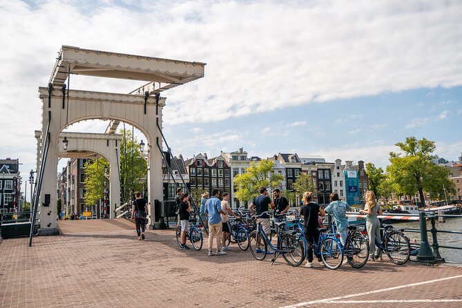 Amsterdam Small-Group Bike Tour With Optional Canal Cruise - How the route is structured in a 2.5-hour city-bike reality