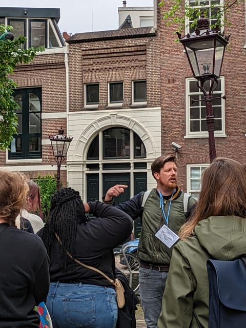 Amsterdam: small group tour: History, humor & hidden gems - From the Red Light District to Burgwallen Oude Zijde: Real Streets, Real Stories