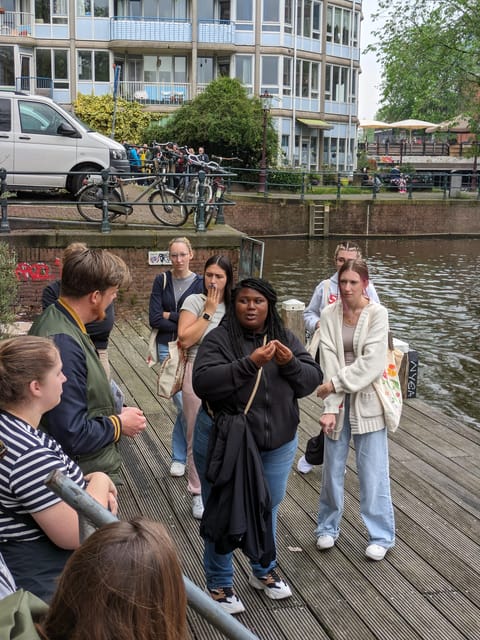 Amsterdam: small group tour: History, humor & hidden gems - Waterlooplein Market, Groenburgwal, and Canal-Belt Perspectives