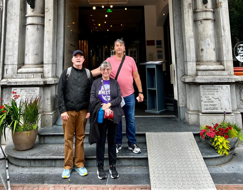 Amsterdam: Small Group Walking Tour with Fun Guide - Jordaan and medieval-to-17th-century context without the lecture feeling