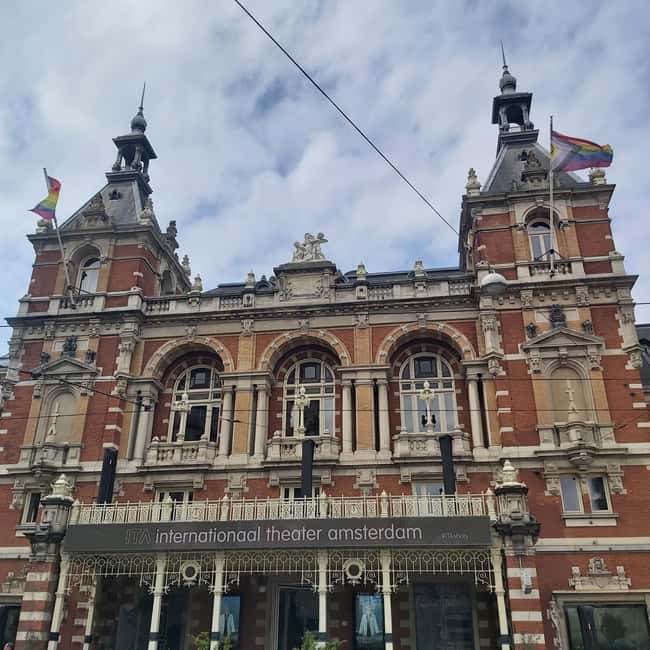 Amsterdam: Spanish Tour Unmasking the Redlight District - Key points before you go