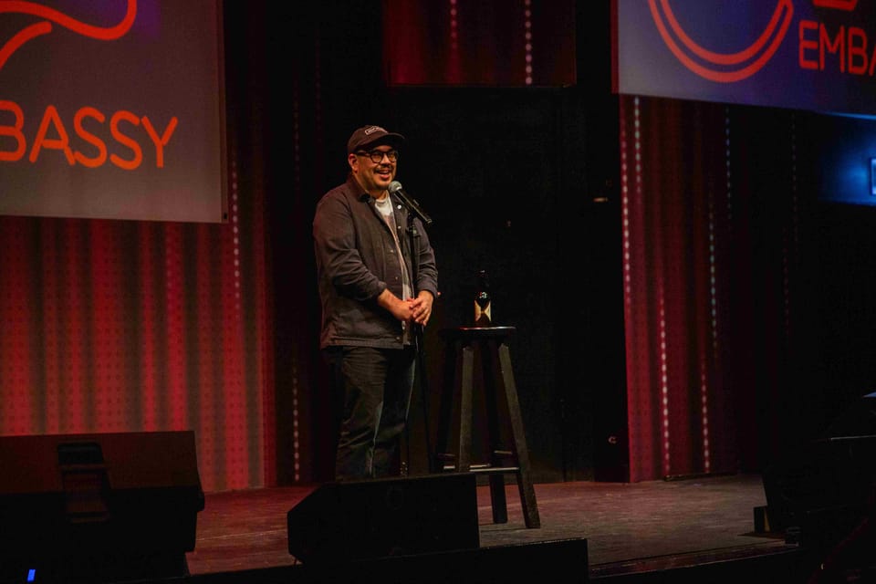 Amsterdam: The Comedy Embassy Stand-Up Show - Planning your night in Amsterdam: dinner first, comedy second