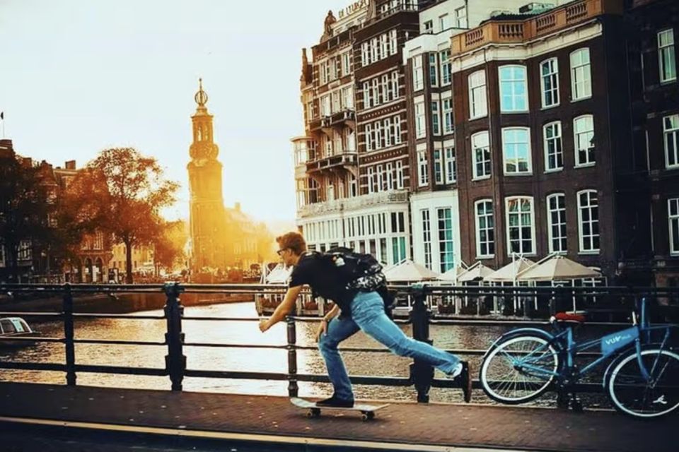 Amsterdam: The Story of History & Culture Walking Tour - How the guide makes it feel personal (without turning it into a lecture)